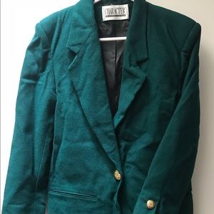 Green Wool-Character